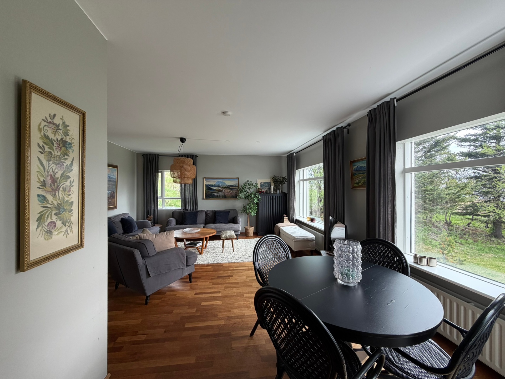Living room opening to the dining corner