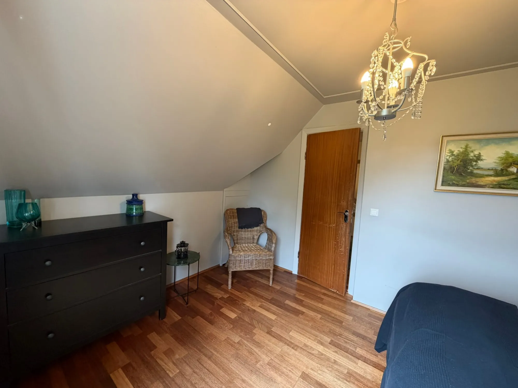 Room 7 — 3